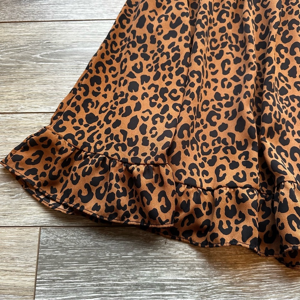 Sienna Sky Cheetah Print High-Waisted Ruffle‎ Mini skirt size Medium - Picture 3 of 9